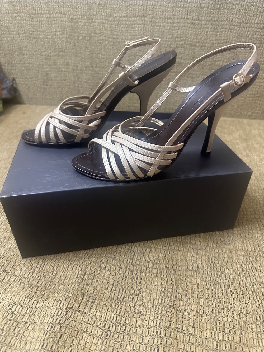 BCBG Max Azria Nude Strappy Slingback 4” Heels Size 8